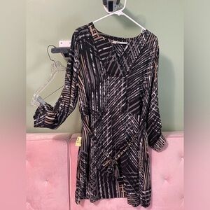 NWOT DANA BUCHMAN Womens A Line Print Dress w/Belt, Pockets and button up sleeve